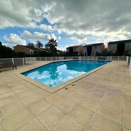 Cozy T2 Avec Piscine Apartamento