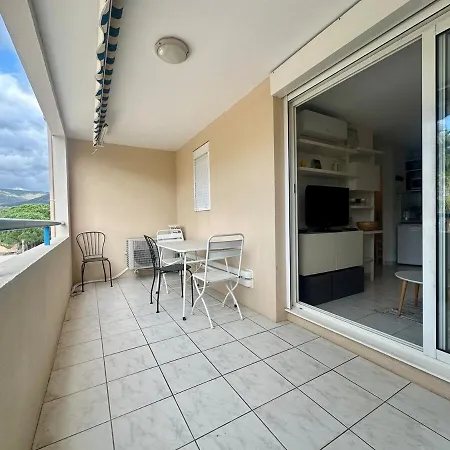 Cozy T2 Avec Piscine Apartman Le Lavandou